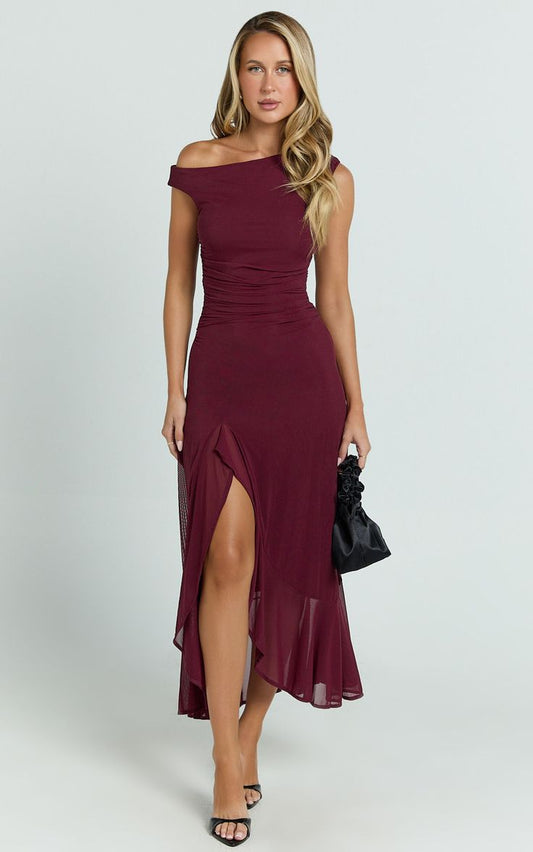 Judee One-Shoulder Midi Dress in Wine