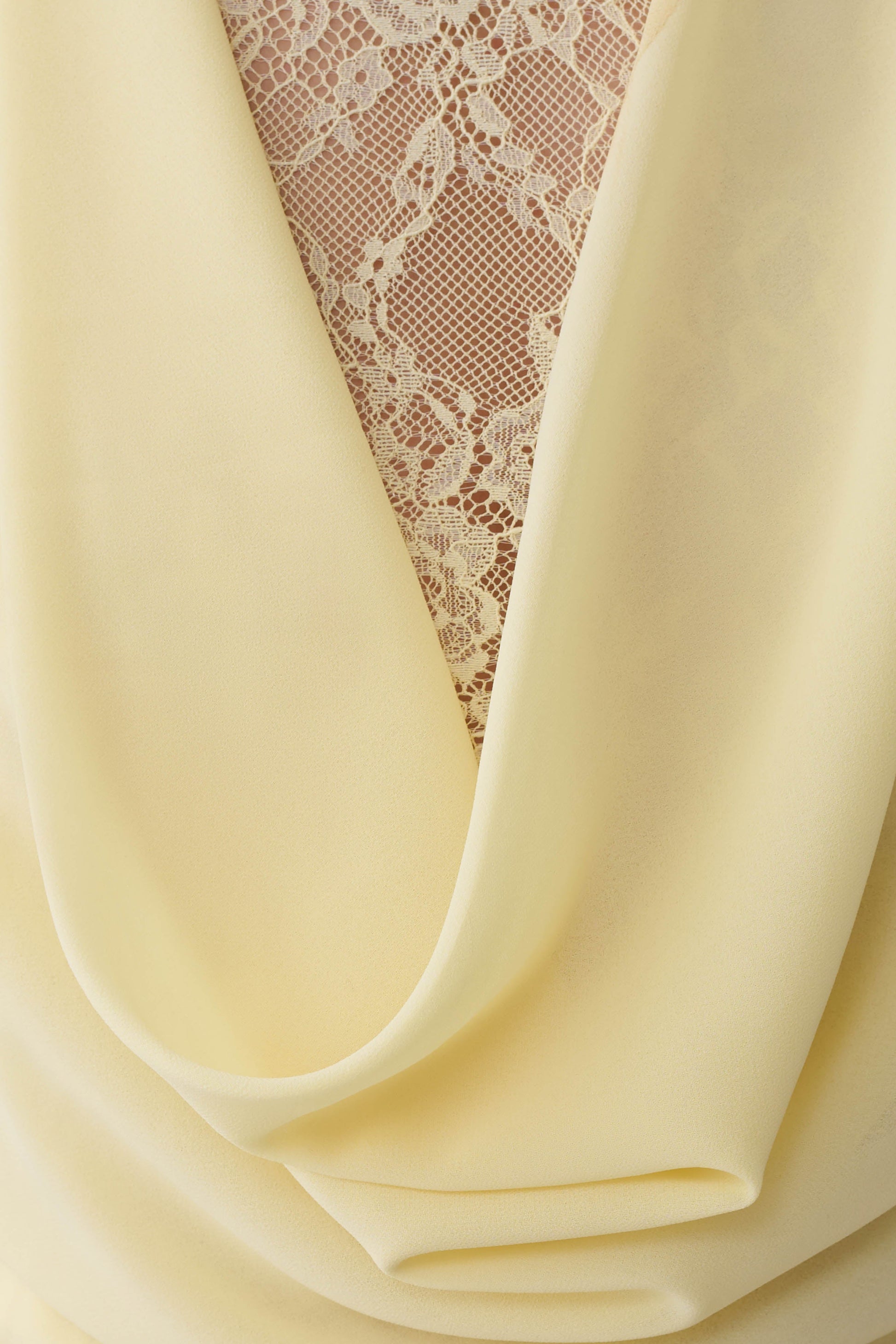 Lemon Arra Chiffon & Lace Halter Maxi Dress in Plum