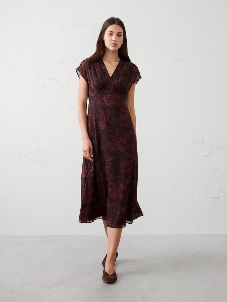 Margot Gathered Empire Midi Dress in Brown Print