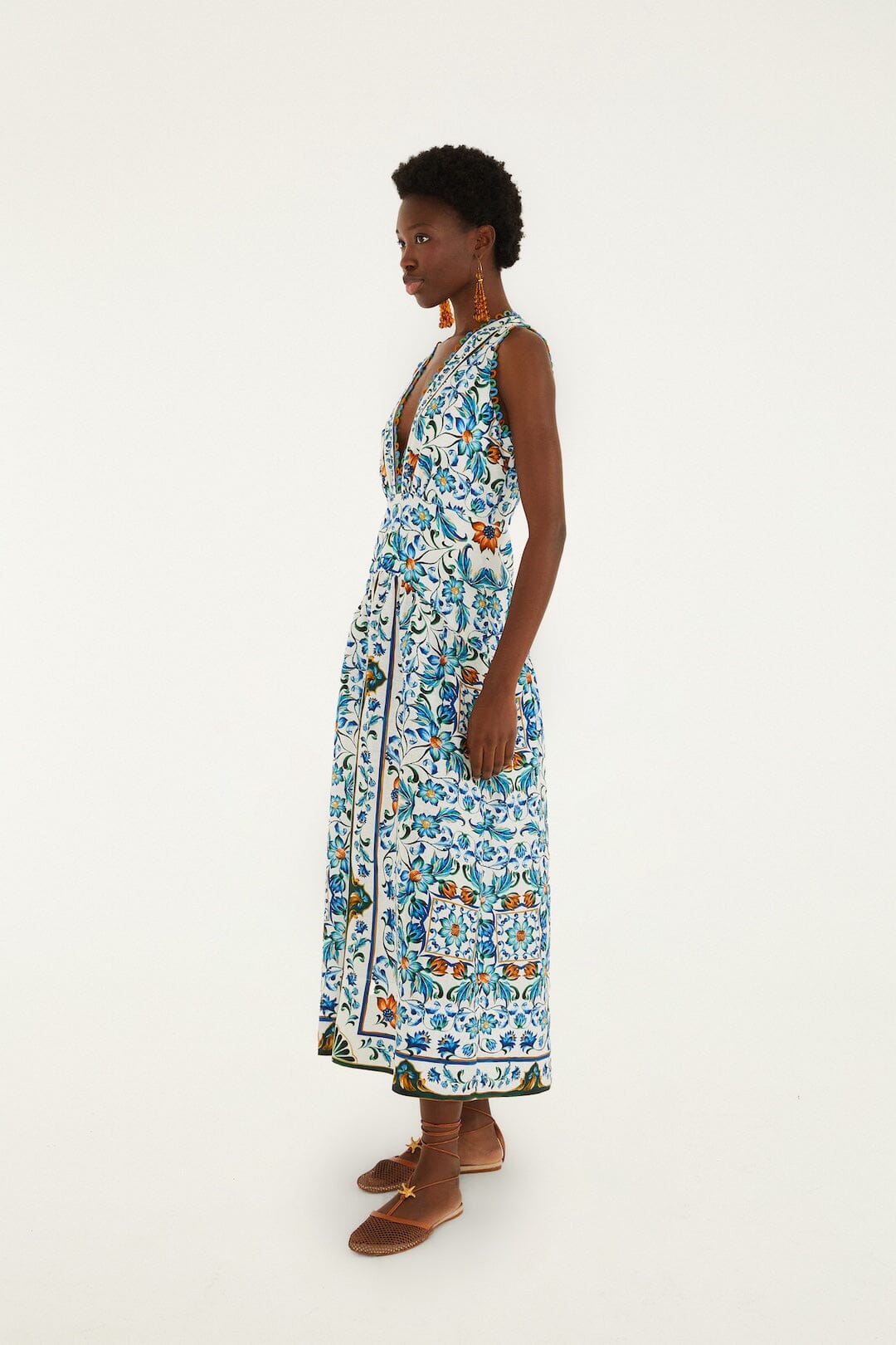White Flora Tile Scallop Maxi Dress Margot Linen Maxi Dress in Off-White Flora