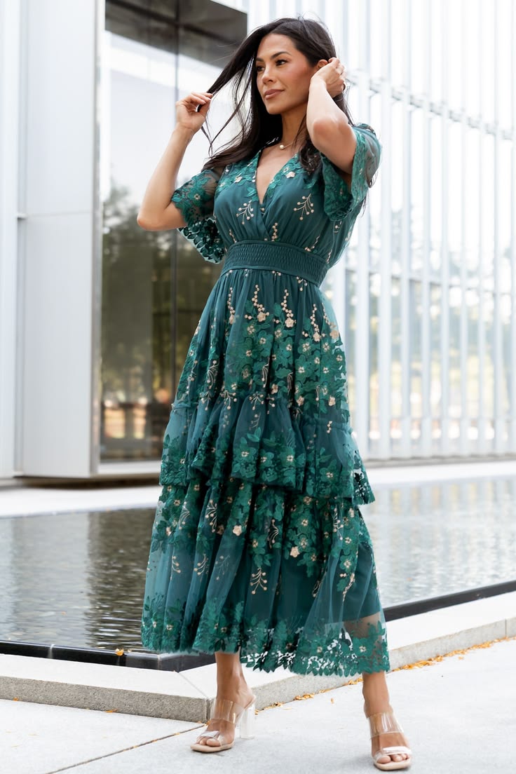 Lotte Embroidered Midi Dress