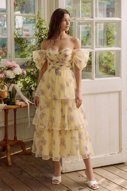 Linie Tüll Schulterfreies Midi Kleid Margot Off-Shoulder Ruffle Midi Dress in Golden Yellow