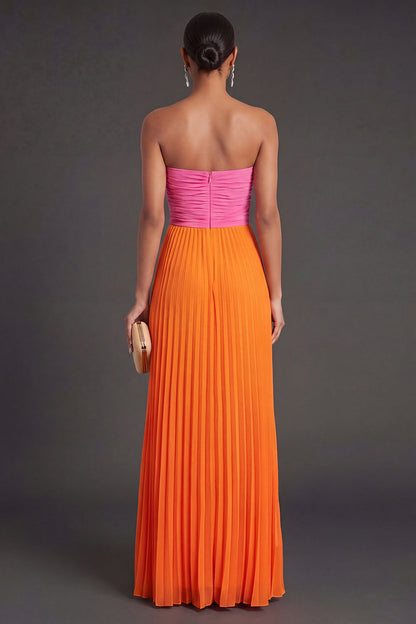 White and Black Vivienne Pleated Sweetheart Gown