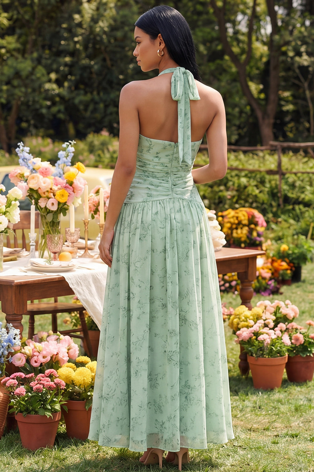 Kleid Arabella Halter Floral Maxi Dress
