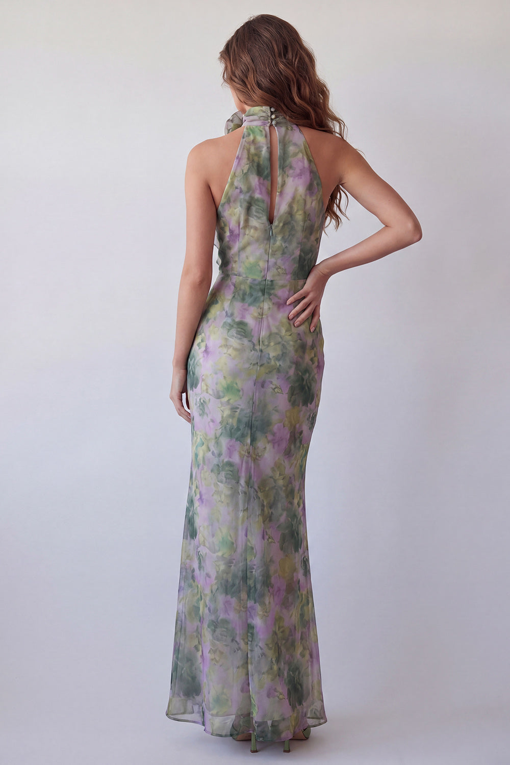 Staubiger Salbei Valentina Halter Chiffon Maxi Dress