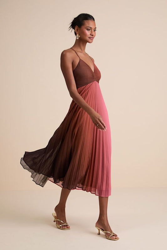 Belisse Rust Ombre Pleated Midi Dress