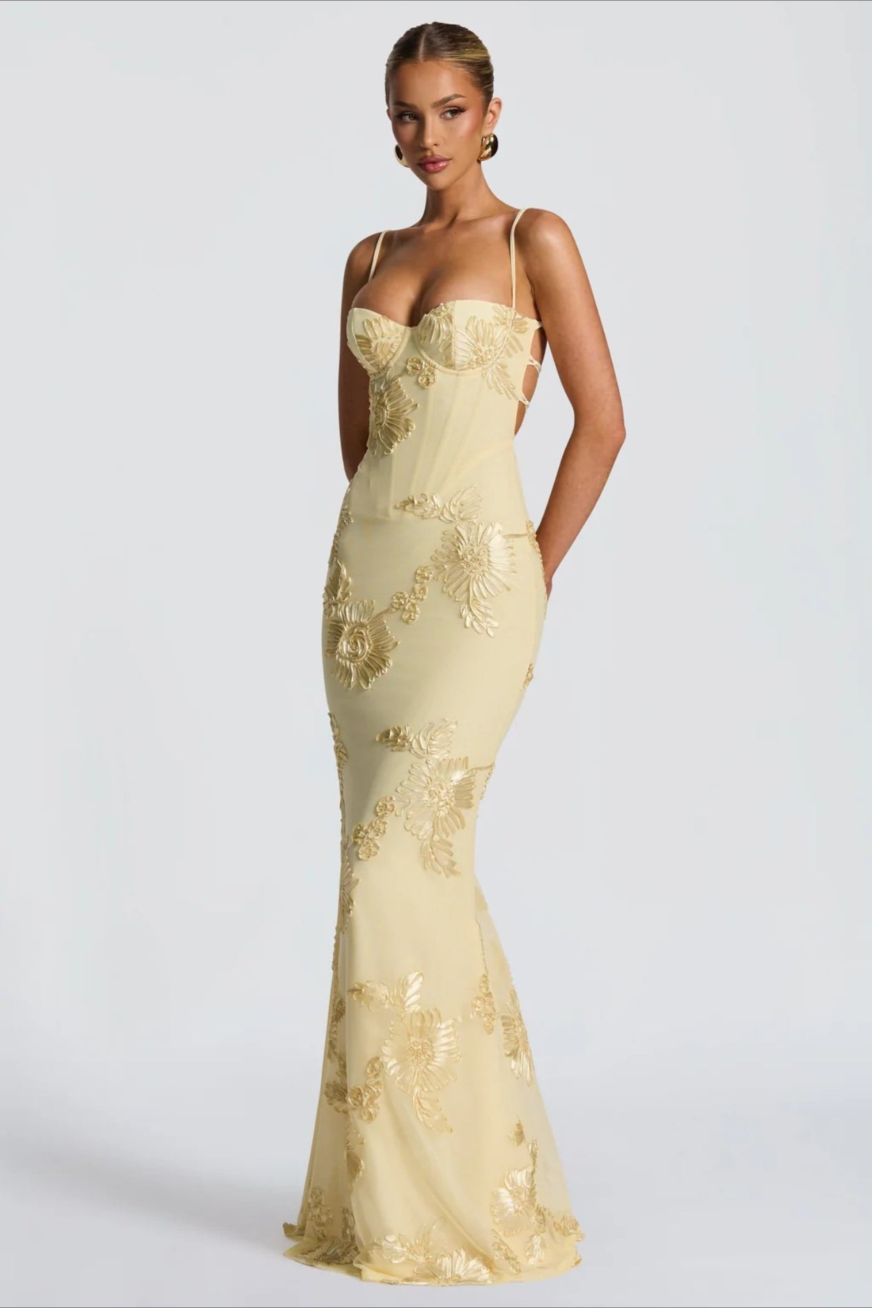 Red Evangeline 3D Appliqué Prom Dress