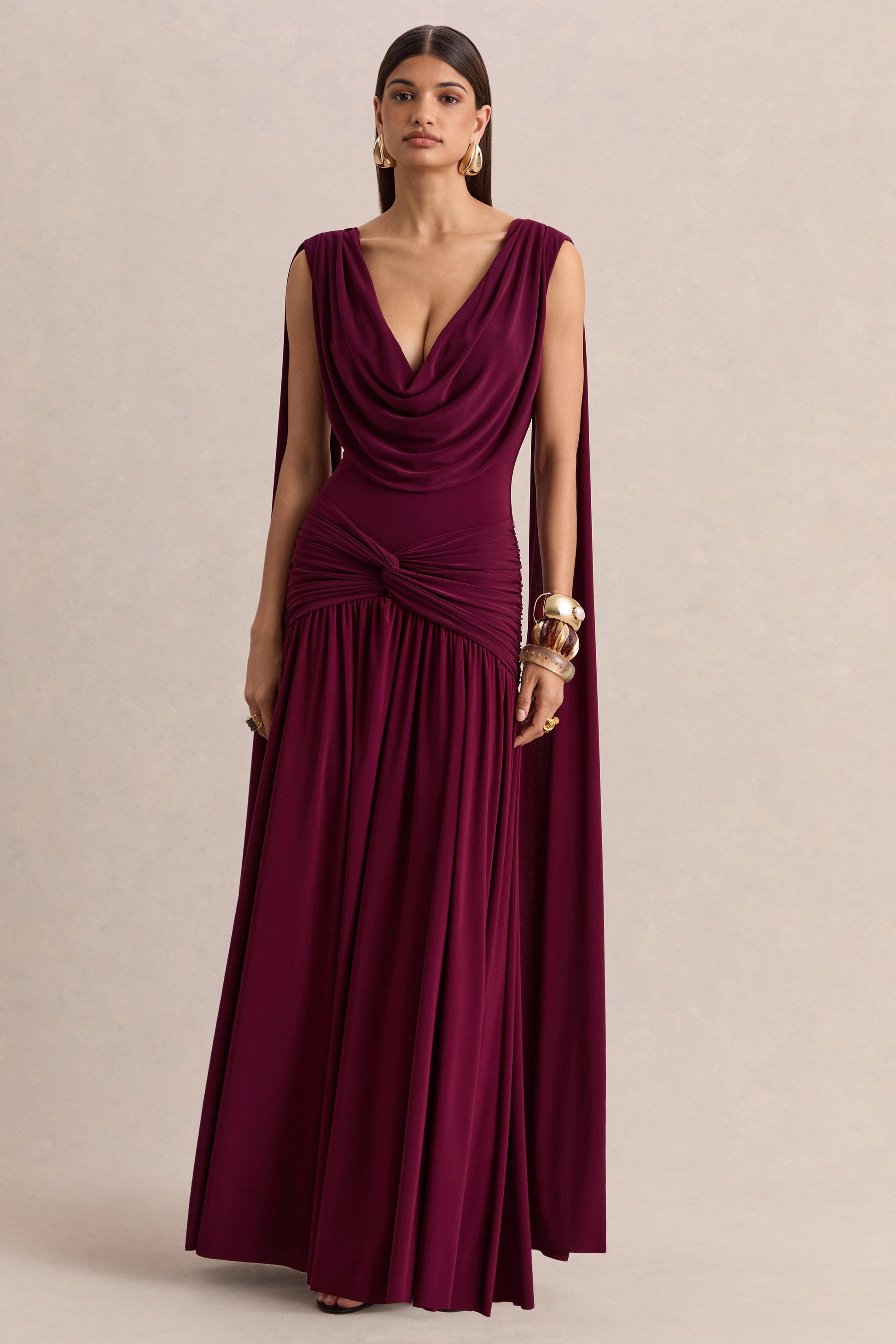 Detailing Amelisse Burgundy Plunge Maxi Dress