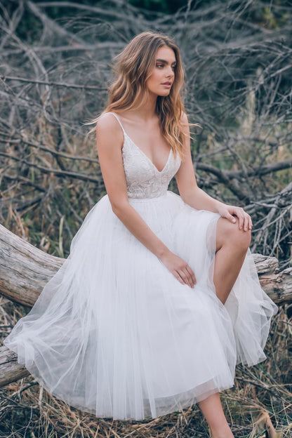 Ivory Delphine Lace Tulle A-Line Wedding Dress