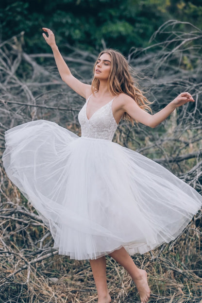 As Picture:Ivory/Nude Delphine Lace Tulle A-Line Wedding Dress