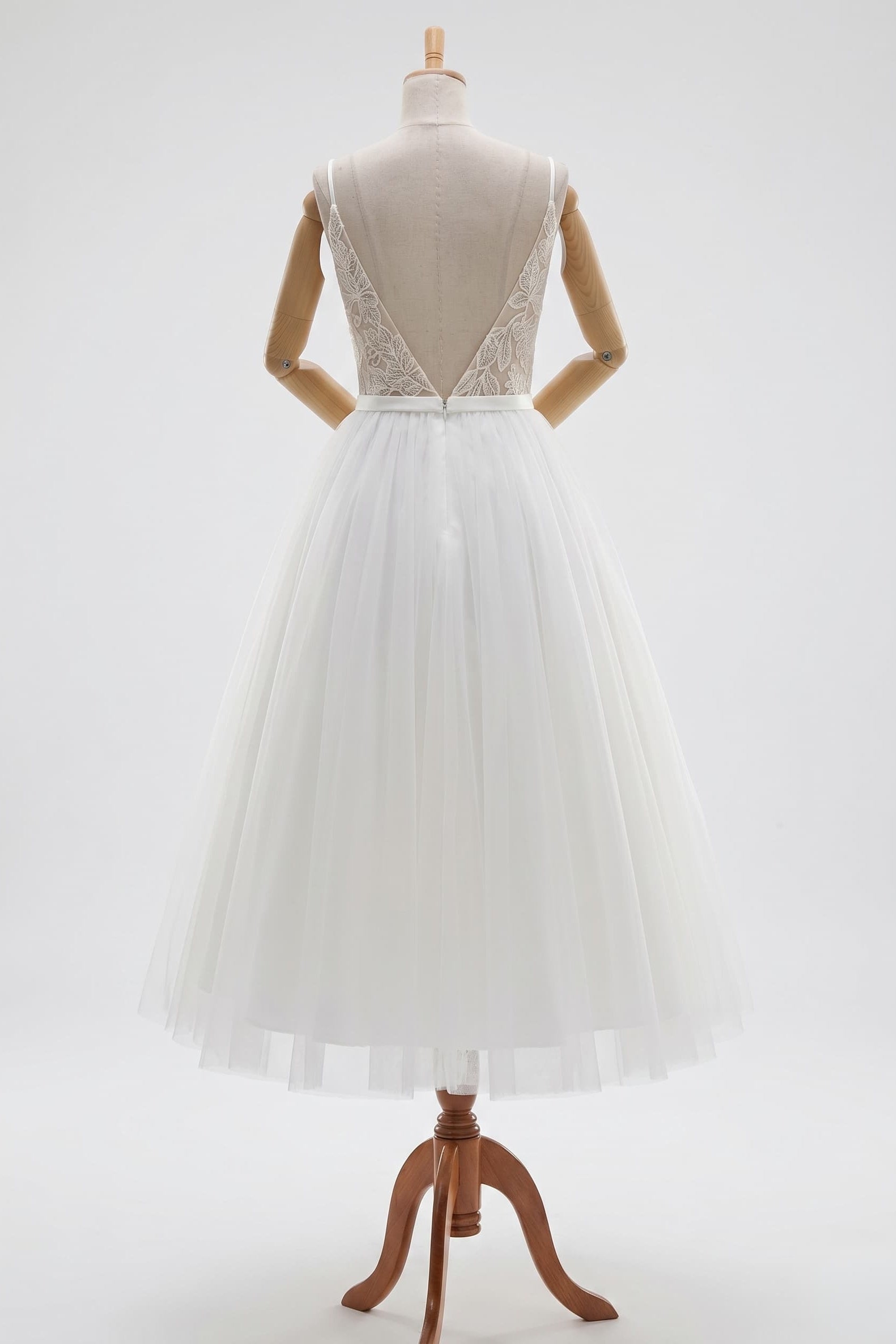 As Picture:Ivory/Nude Delphine Lace Tulle A-Line Wedding Dress