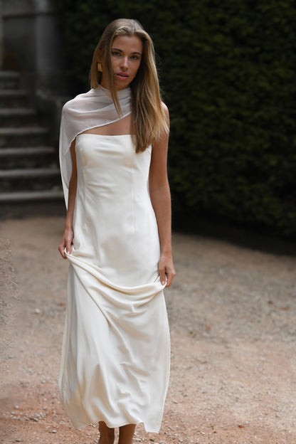Ivory Vittoria Cape Dress in Peach