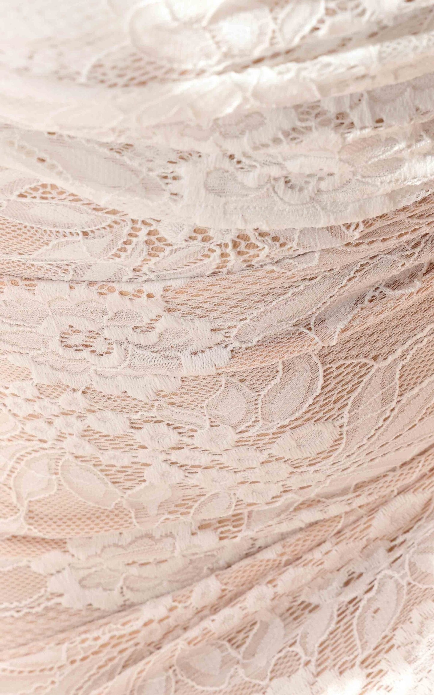 White Soriella Lace High-Low Maxi Dress in Wine