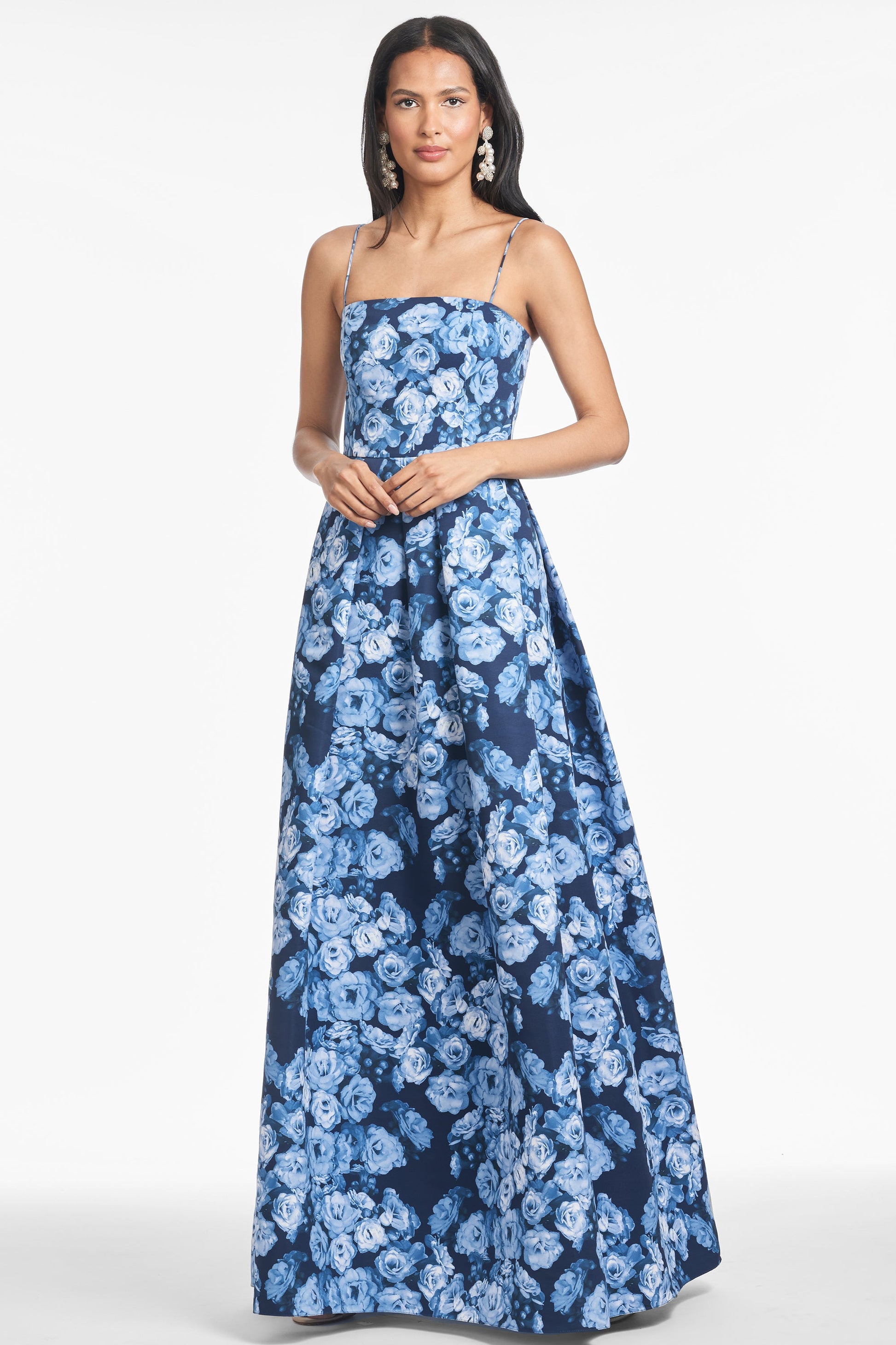 WILD SAPPHIRE ROSES Beau Sapphire Rose Gown