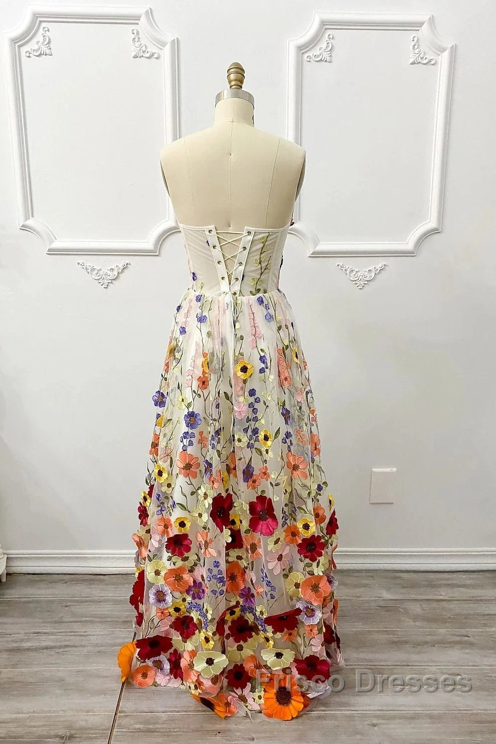 Line Wedding Guest Dress Floral Dress Wedding Guest Floor Length Sleeveless Illusion Neck Wednesday Addams Family Cotton Backless With Embroidery Appliques Morticia Floral A-Line Wedding Guest Dress