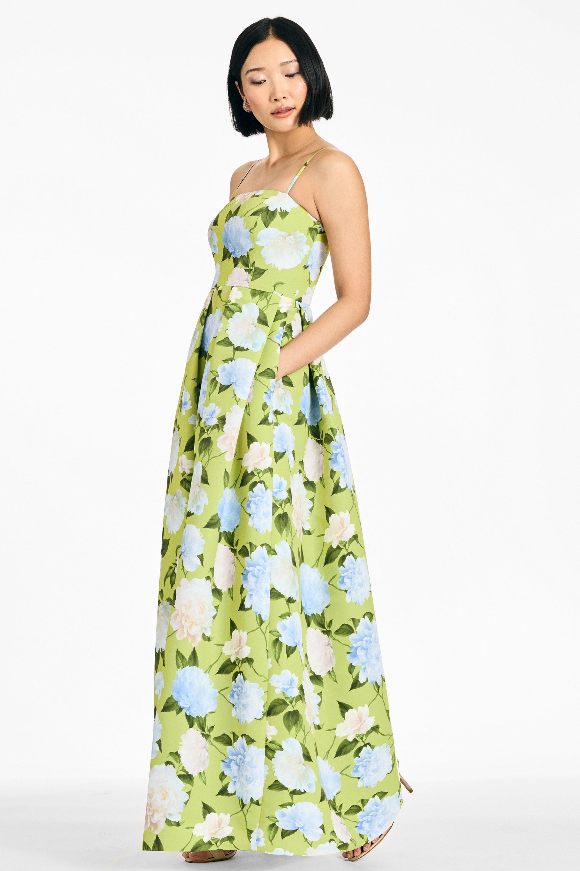 CITRINE PEONIES Beau Sapphire Rose Gown