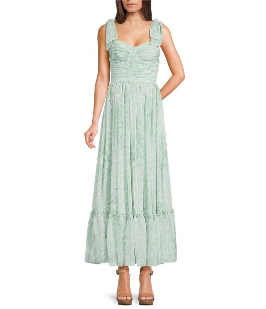 Darlin Floral Sweetheart Maxi Dress