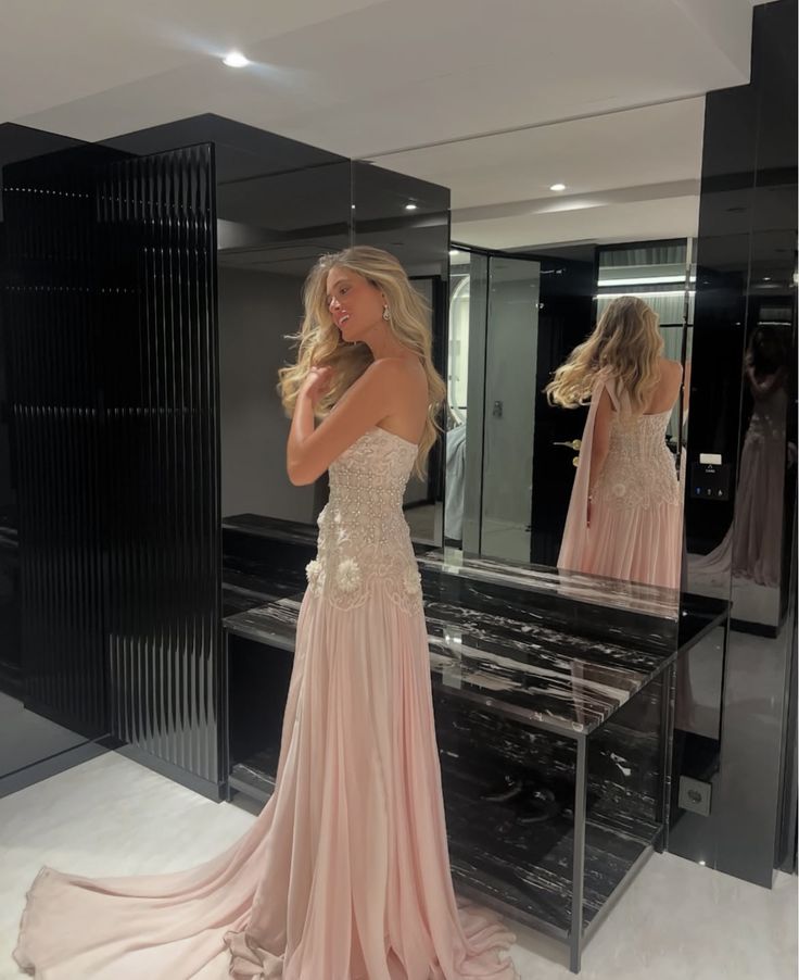 Picture Color Vivienne One-Shoulder Beaded Chiffon Gown