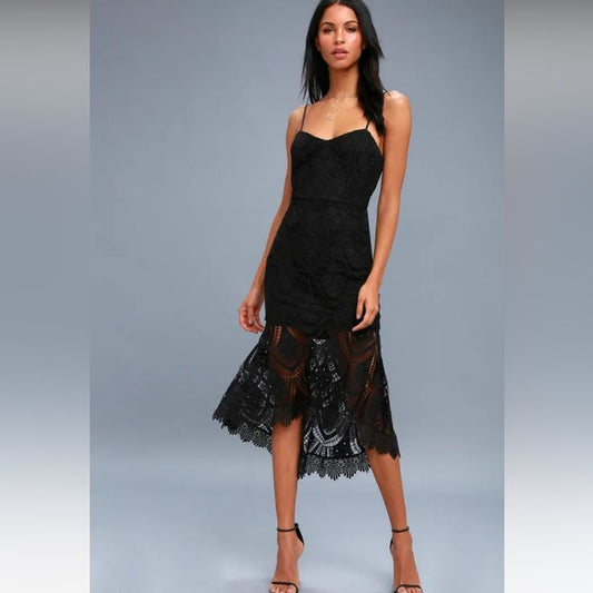 Isabelle Lace Bodycon Dress