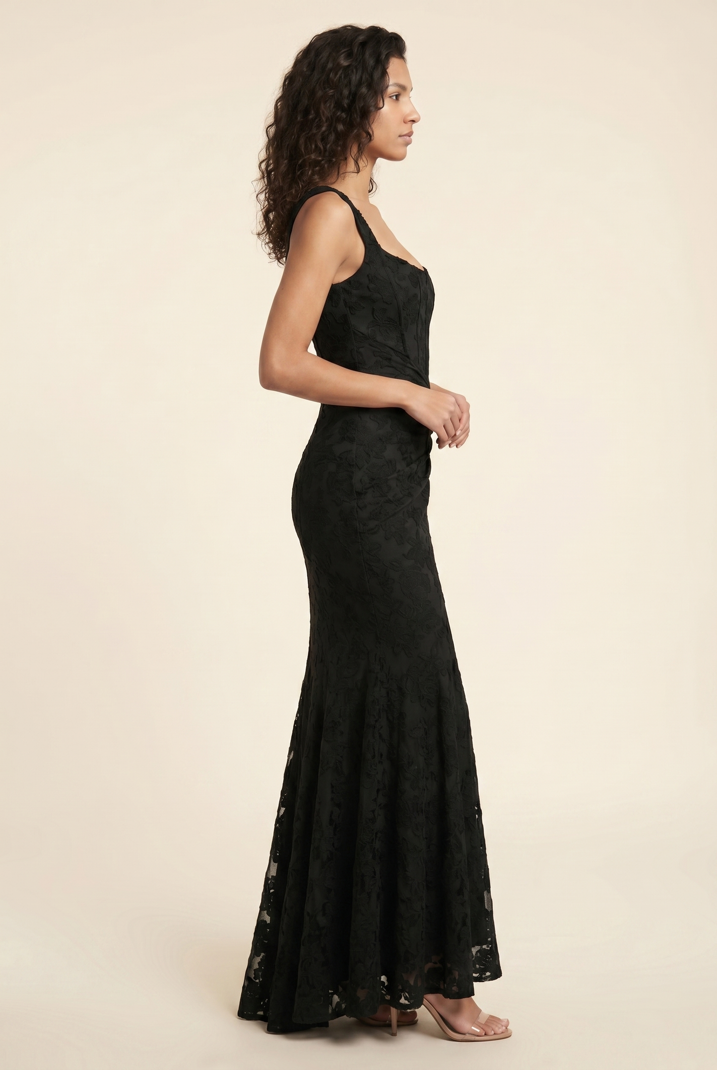 Carol Maxi Black side