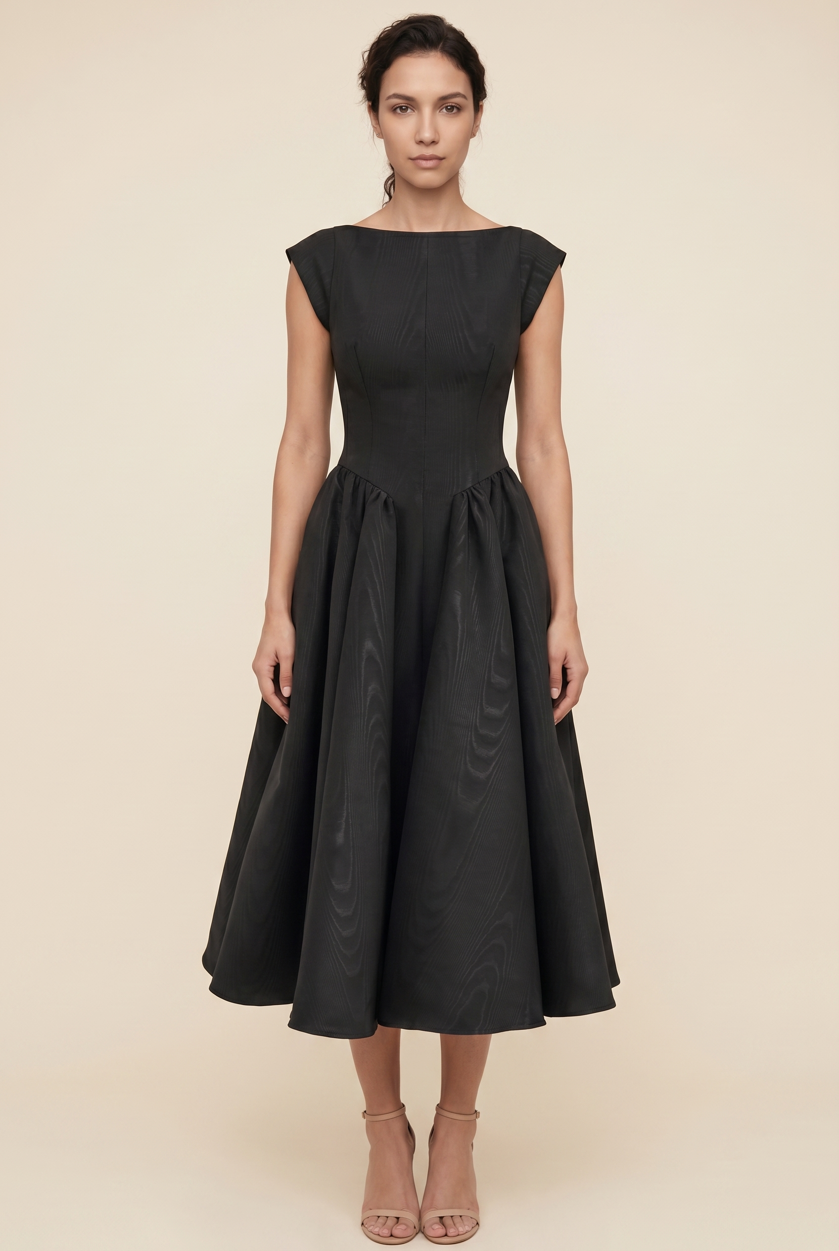 CAMILLE Zwart front
