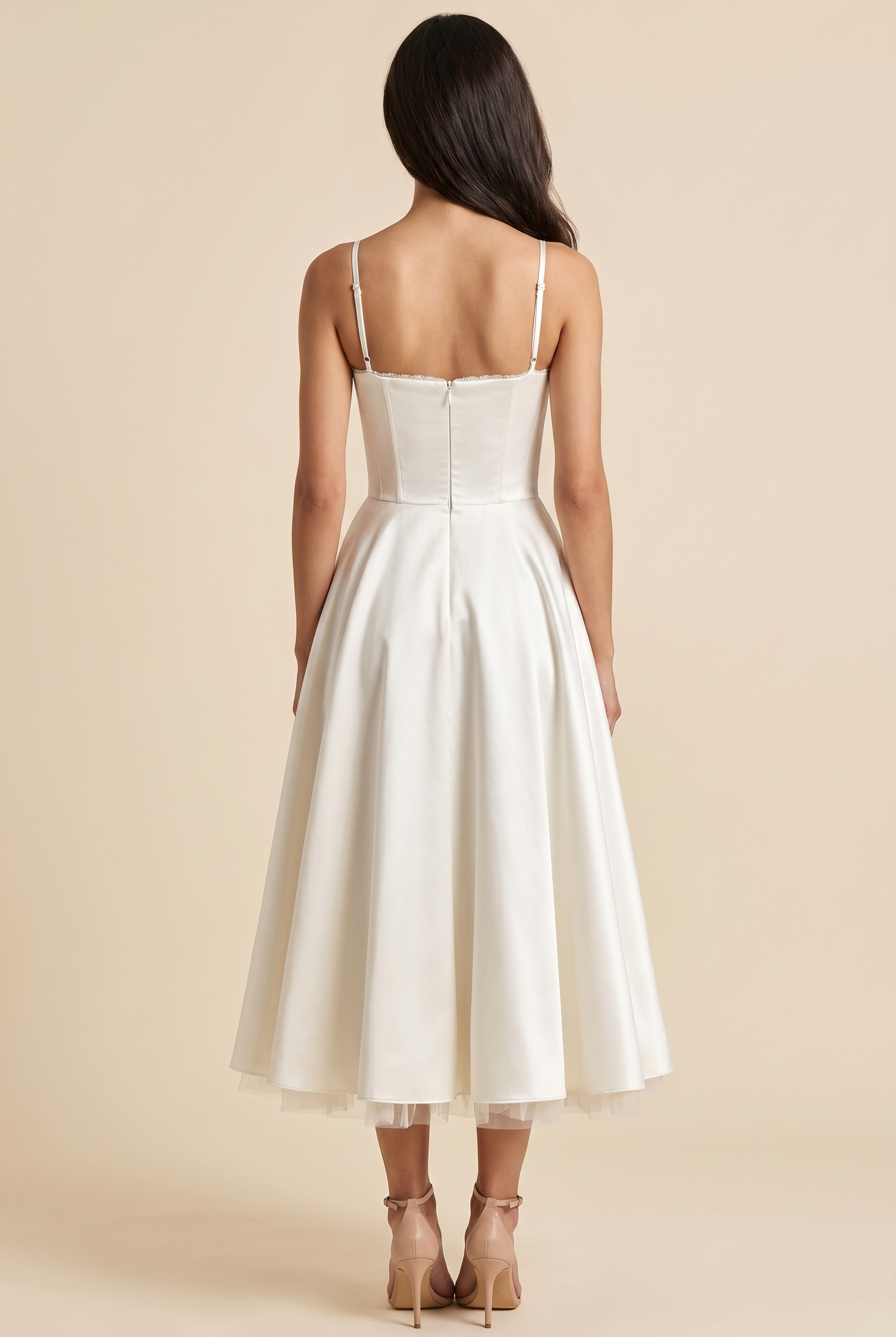 Amelie White back