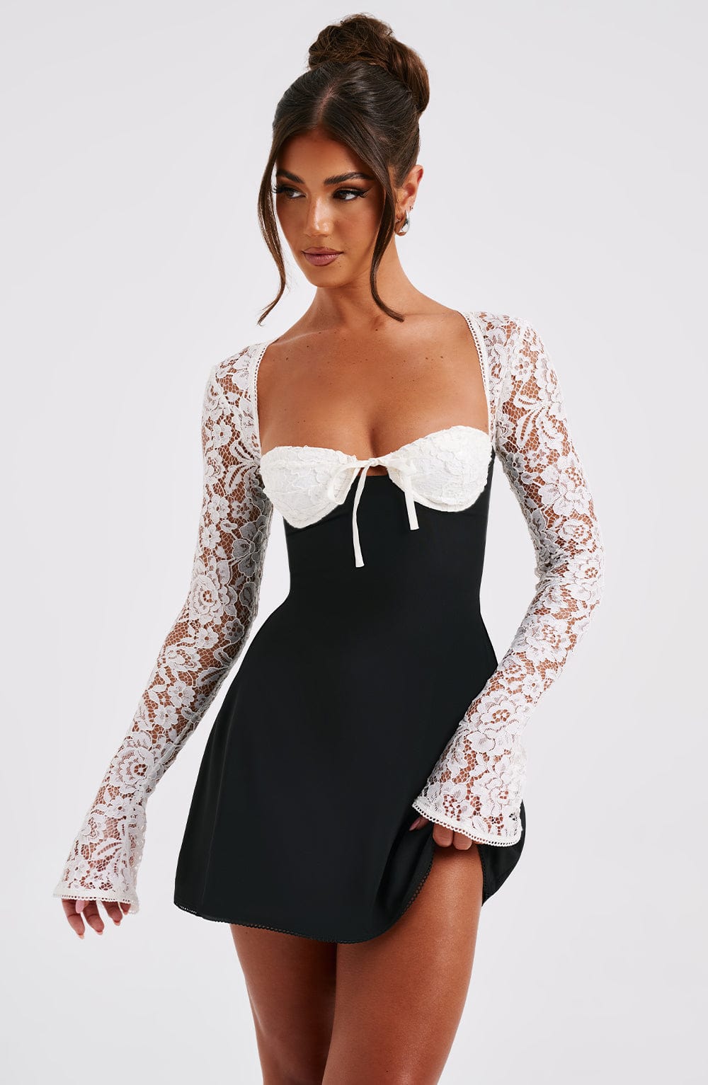 Black/White Back