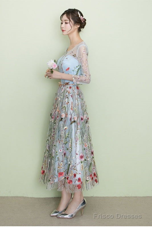 Picture Color Margot Lace Tea-Length Dress