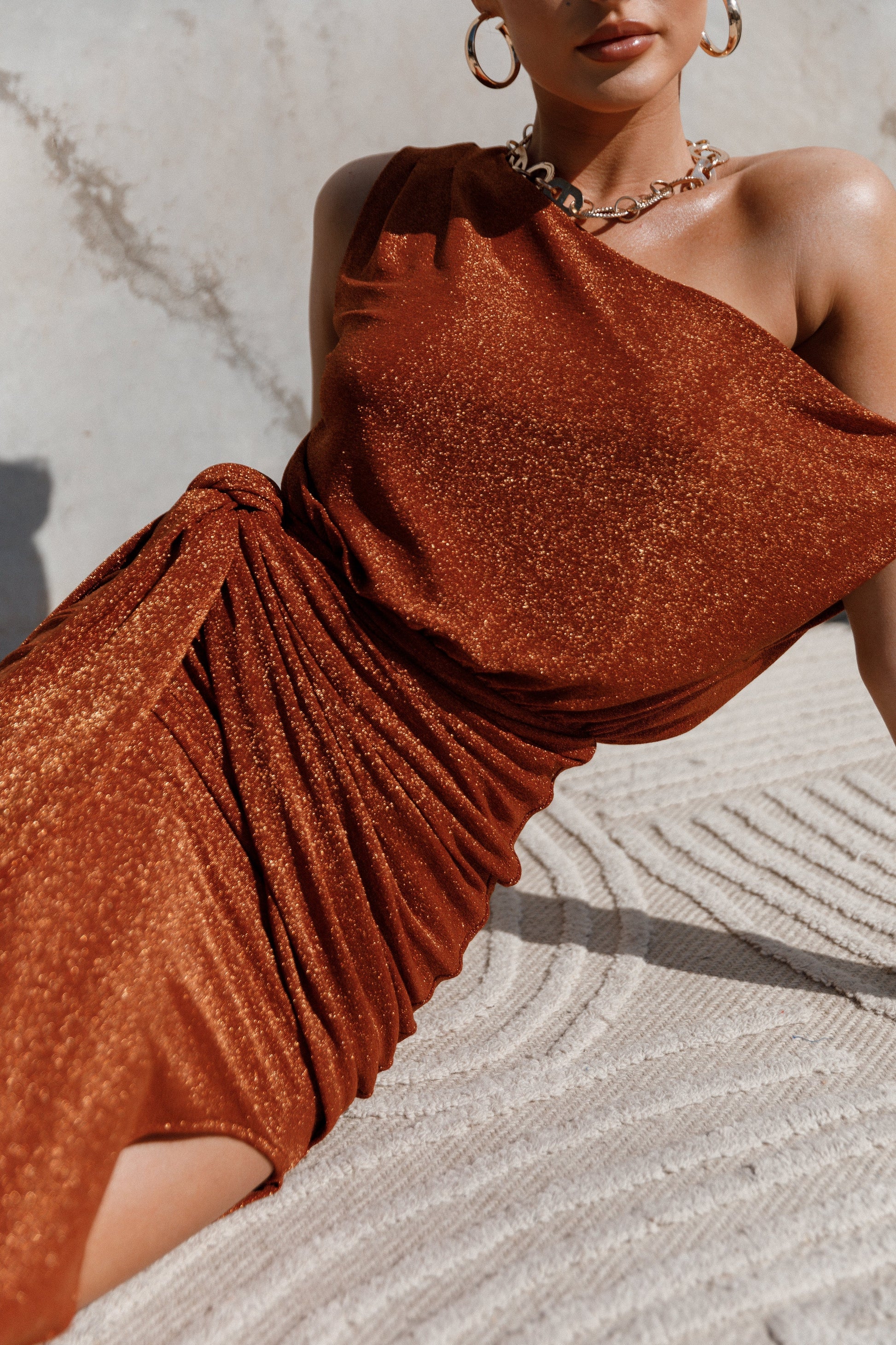 Bronze Santiago Off-Shoulder Midi Dress in Navy