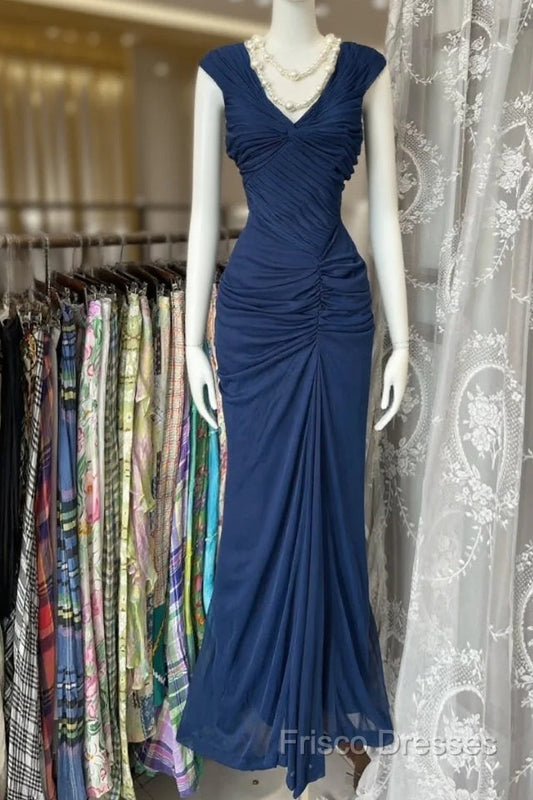Picture Color Margot Mermaid Gown